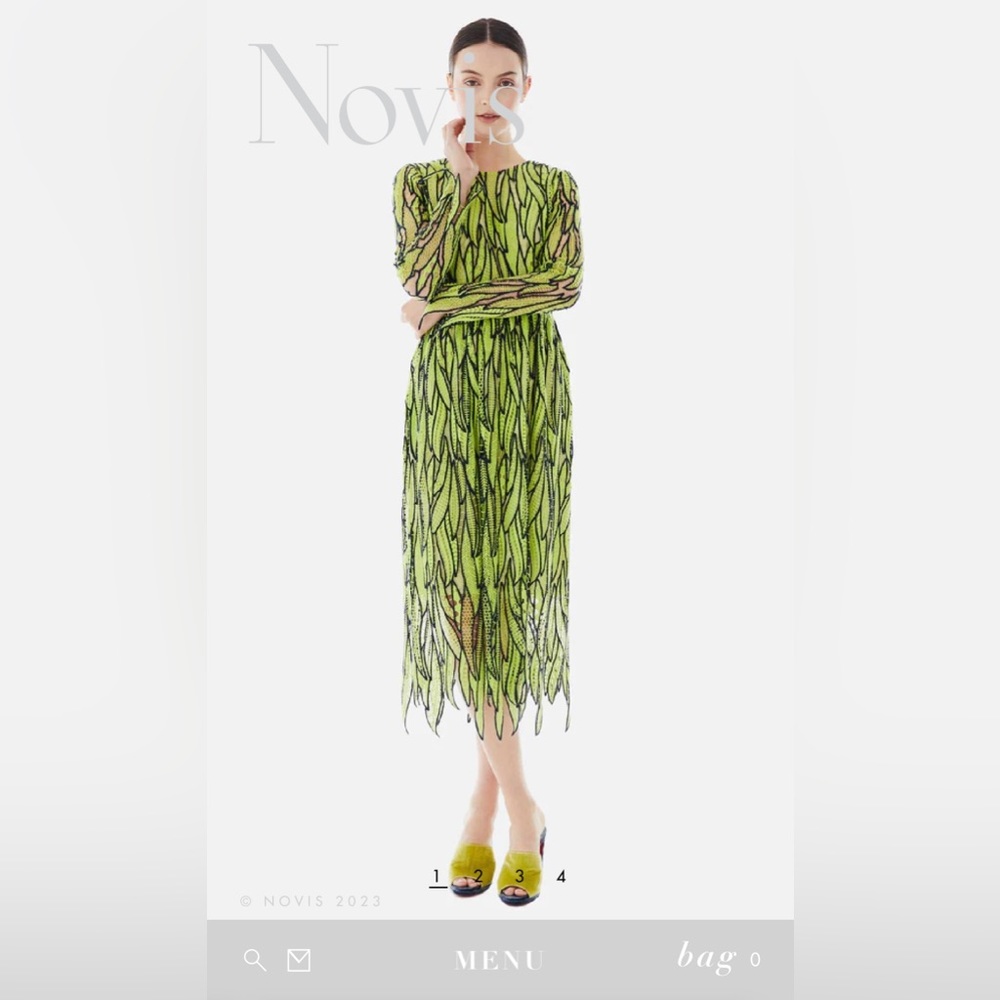 Novis formal dress